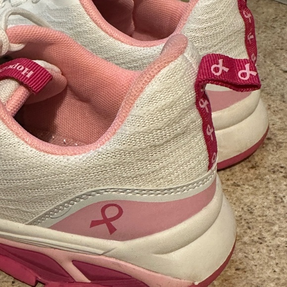 Avon Pink and White Breast Cancer Crusade Sneakers - Sz 9 - Picture 2 of 11
